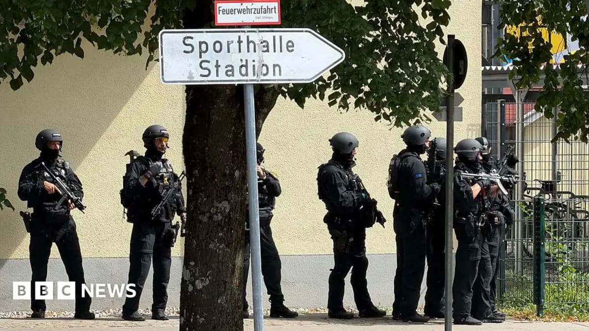 German Police Arrest Teenager Following Stabbing of Two Girls at Schongau School