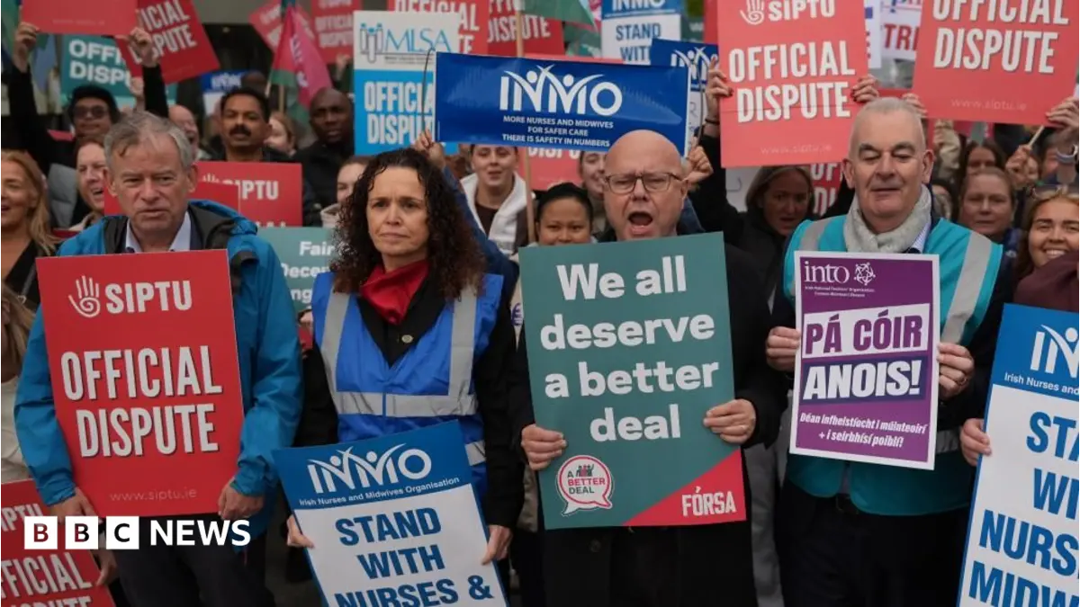 Hundreds of Thousands Strike Across Republic of Ireland Over Public Sector Pay