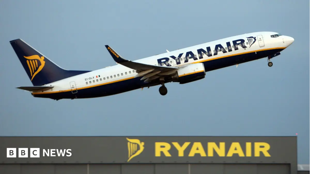 Engine Fan Blade Failure Shattered Ryanair Window, Injuring Passenger on Greek Flight