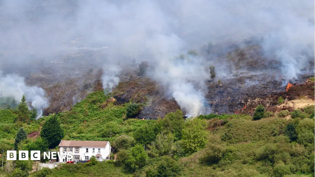 Crews Extinguish Rhondda Mountain Fires Deemed Deliberate After Weekend Blaze