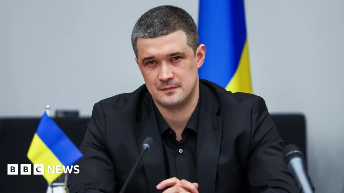 Former Ukrainian Defence Minister Andriy Zagorodnyuk Calls for Presidential Election