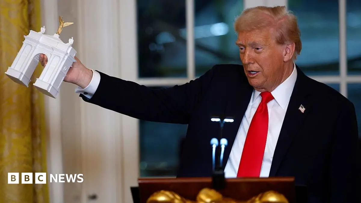 Trump Advances Plans for 250-Foot Border Arch as Democratic Opposition Mounts