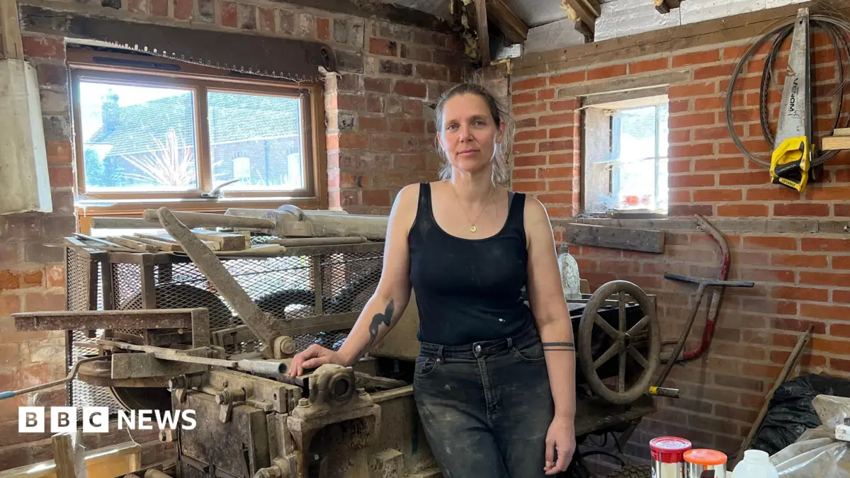 UK Tile Manufacturers Adapt Production to Counter Energy Costs, Preserve Heritage Crafts