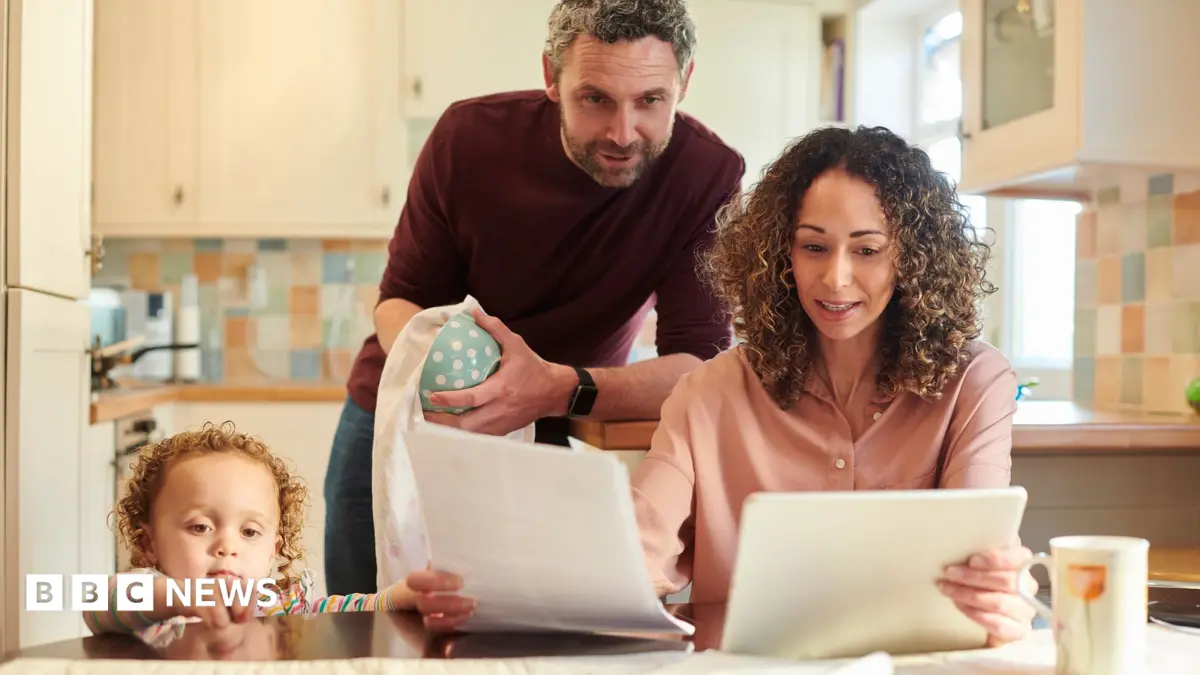 Economic Growth Fails to Reach Half of UK Households, Institute for Public Policy Research Finds