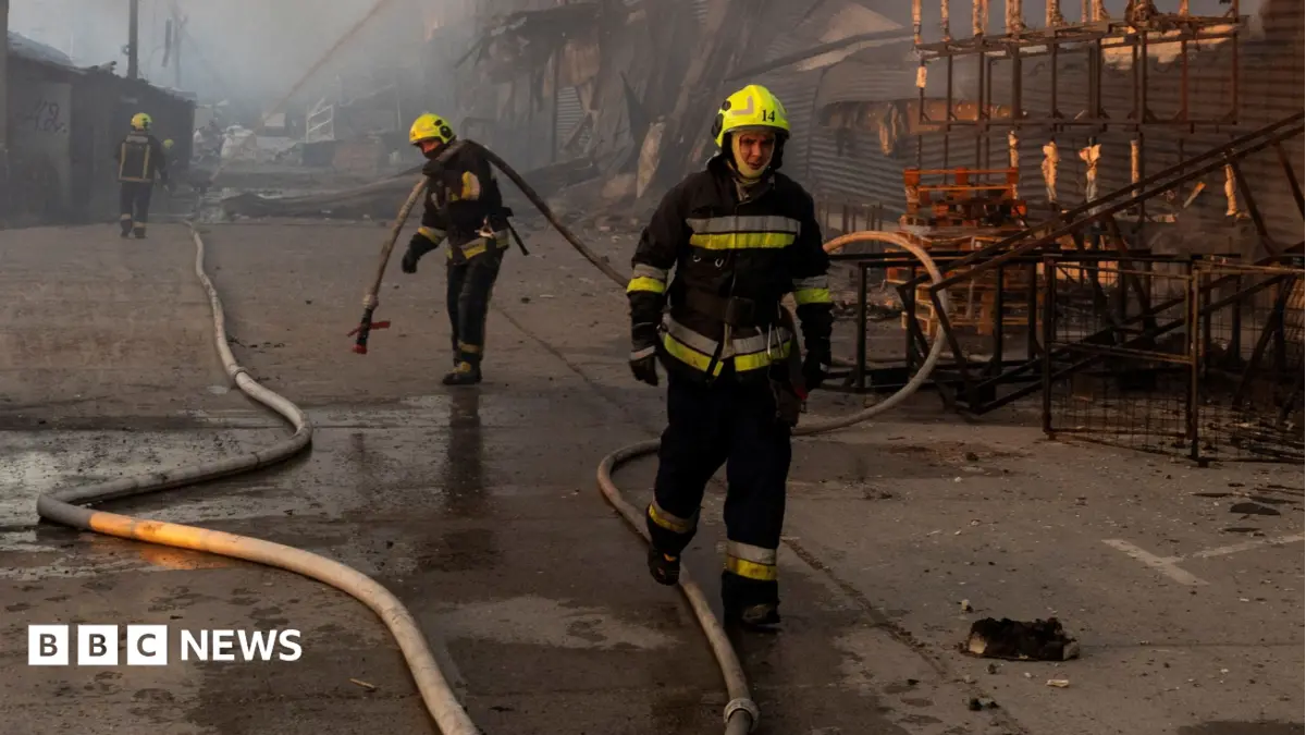 Ukrainian President Zelensky Condemns Russian Missile Strikes, 15 Civilian Deaths Reported in Pryluky