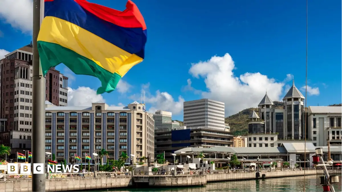 Mauritius Imposes Curfew Following Days of Riots Over Water Shortages, Police Killing