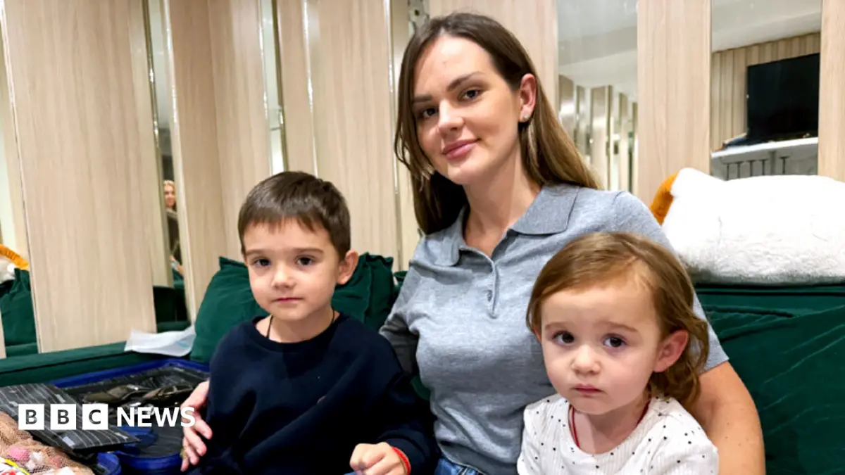 Kyiv Residents Contemplate Leaving Capital Amid Russian Energy Infrastructure Strikes