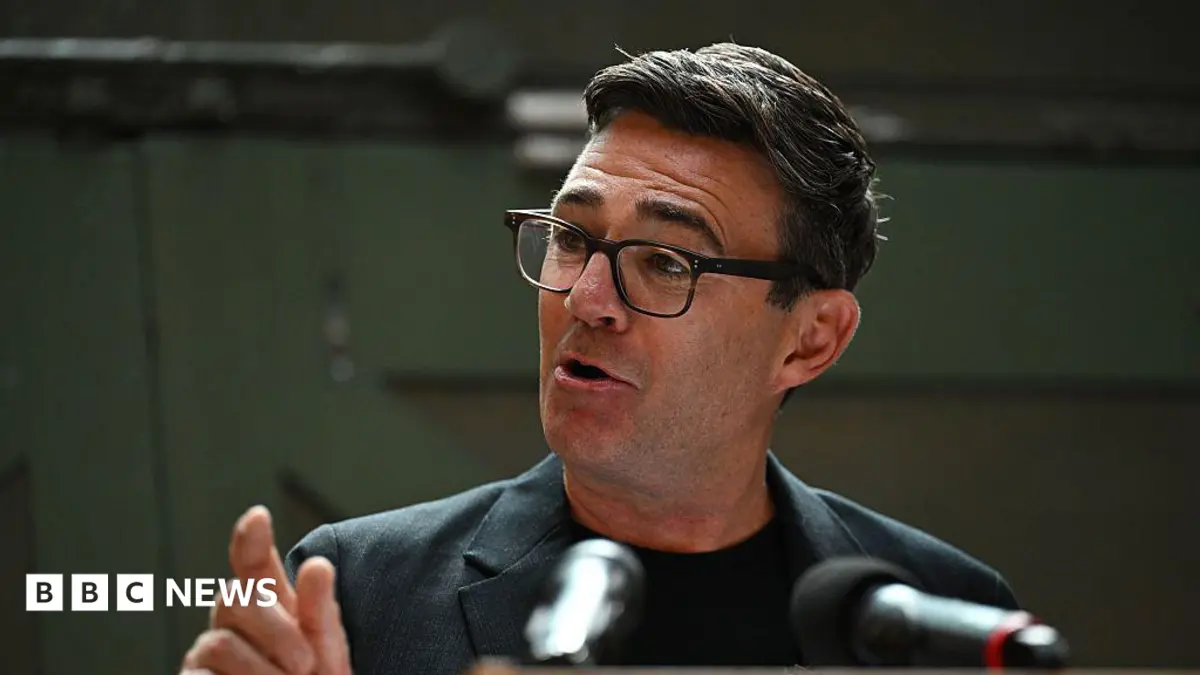 Andy Burnham Proposes Downing Street Unit in Manchester as Prime Minister