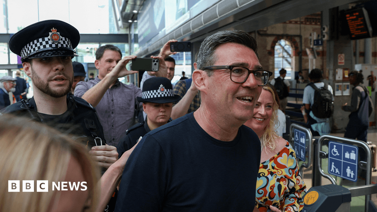 Andy Burnham Eyes Labour Leadership Again After Returning to Westminster