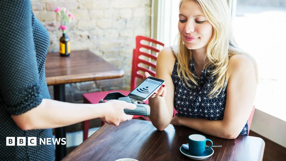 Nine in Ten UK Mobile Wallet Users Set Debit Cards as Default Payment