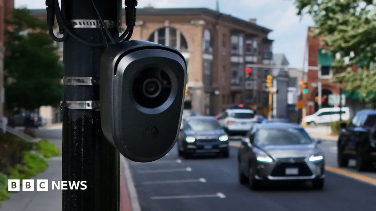 US Flock Safety Surveillance Cameras Face Extensive Vandalism Over Privacy Concerns