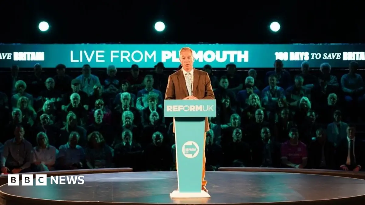 Farage Promises to End Income Tax for UK Armed Forces Reservists