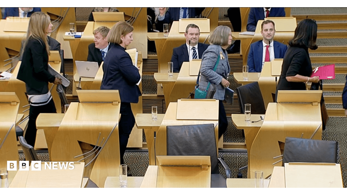 Reform MSPs Exit Scottish Parliament During Independence Referendum Discussion