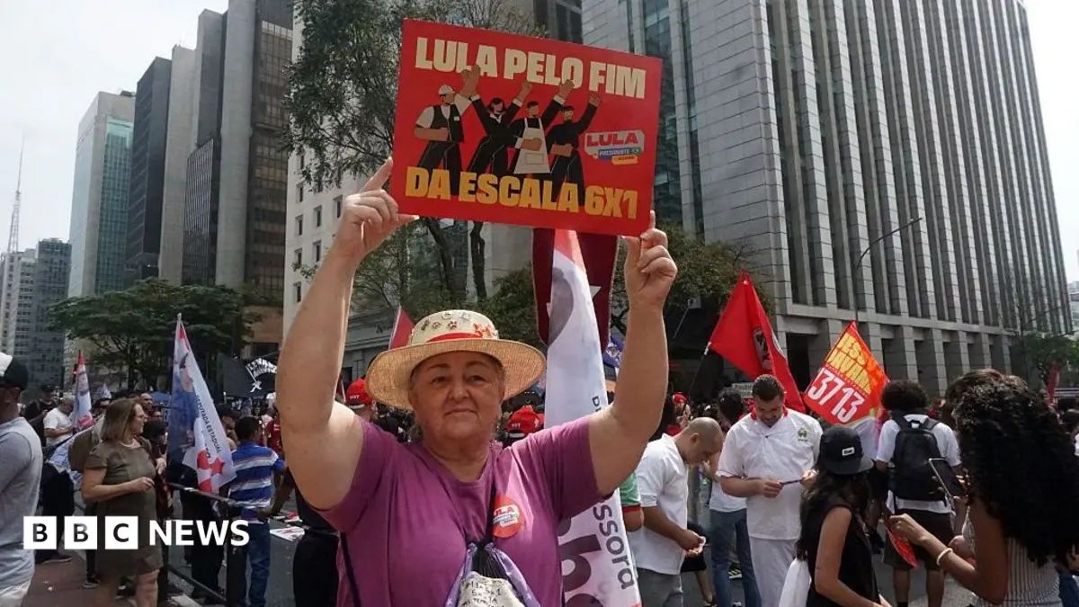 Brazil's Congress Approves Reduced Work Week Amid Lula Popularity Drive