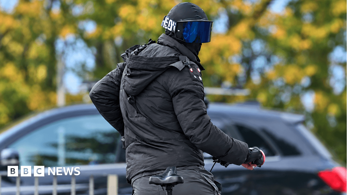 UK Government Considers Wider Balaclava Ban to Counter "No Face No Case" Trend