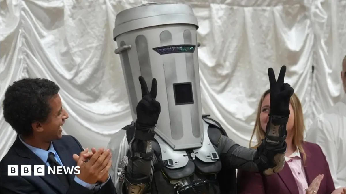 Count Binface Secures Second Place in Clacton By-Election with 9,766 Votes