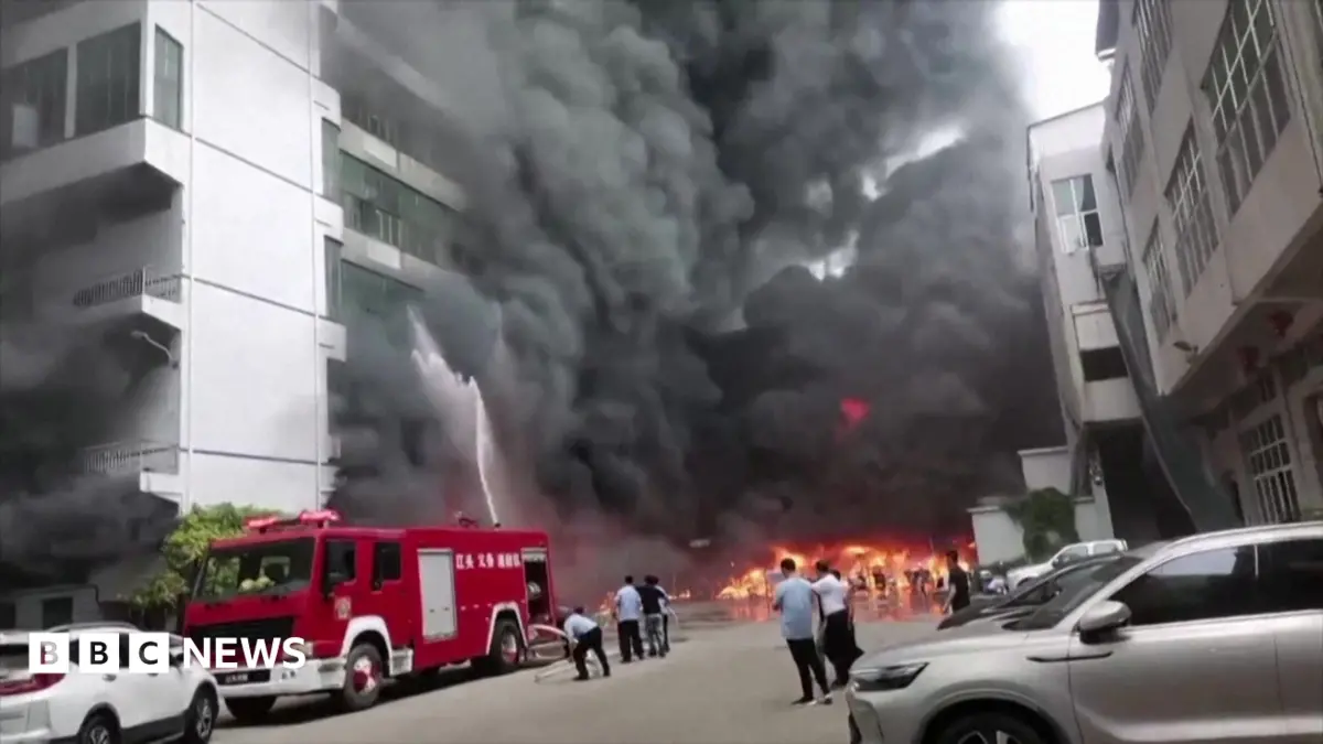 Twenty-Eight Killed in Wenzhou Factory Blaze, China's 'Shoe Capital' Recovers Bodies