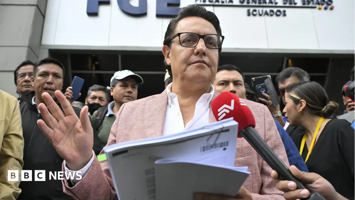 Ecuadorian Prosecutors Charge Former Minister, Six Others in Villavicencio Assassination