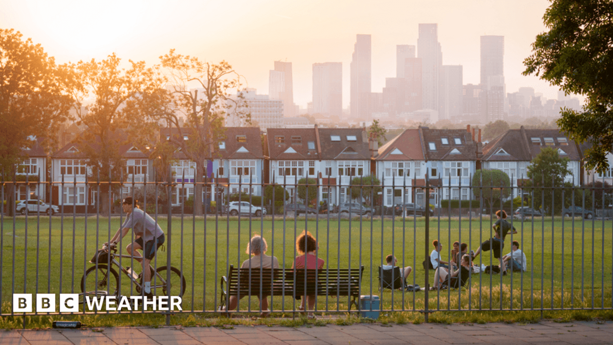 Amber Extreme Heat Warning Extended Across Southern UK Before Weekend Cooldown