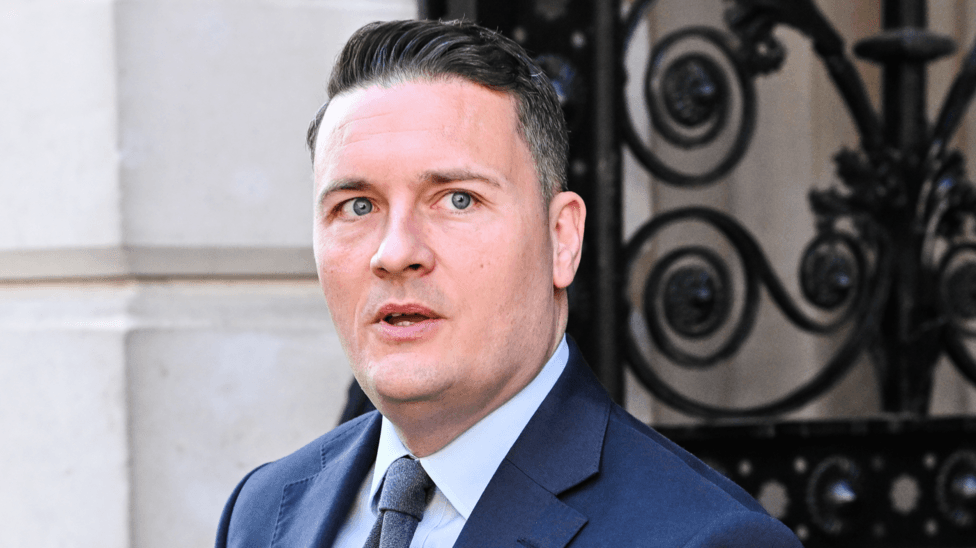 Wes Streeting Resigns as Health Secretary, Demands Labour Leadership Contest