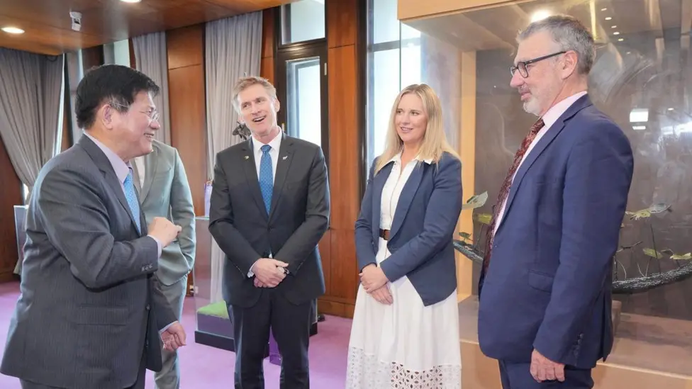 China Imposes Year-Long Travel Ban on Four New Zealand MPs Over Taiwan Visit