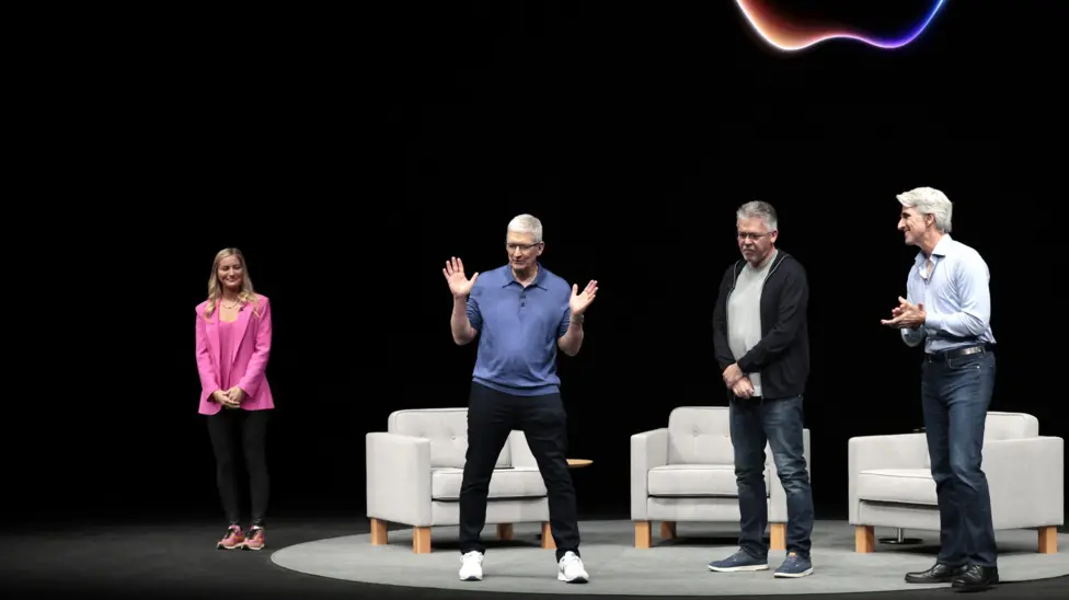 Apple Settles $250 Million iPhone AI Lawsuit Over Siri Capabilities
