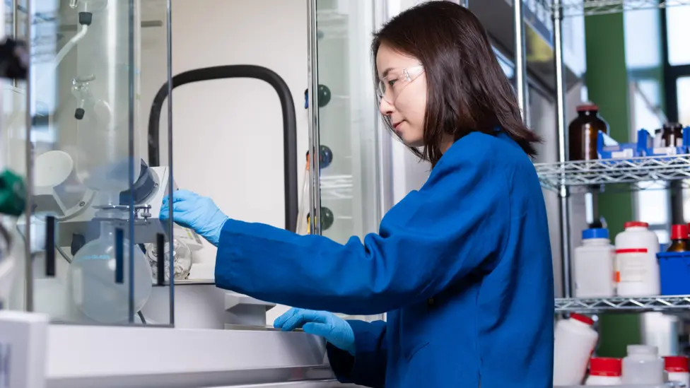 California Sunburn Inspiration Leads to Advanced Molecular Solar Thermal Energy Storage System