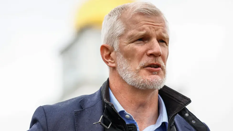 Al Carns Urges Prime Minister to Make "Bold" Defence Funding Decisions After Resignation