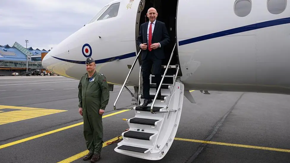 RAF Jet Carrying Defence Secretary Suffers Signal Jamming Near Russian Border