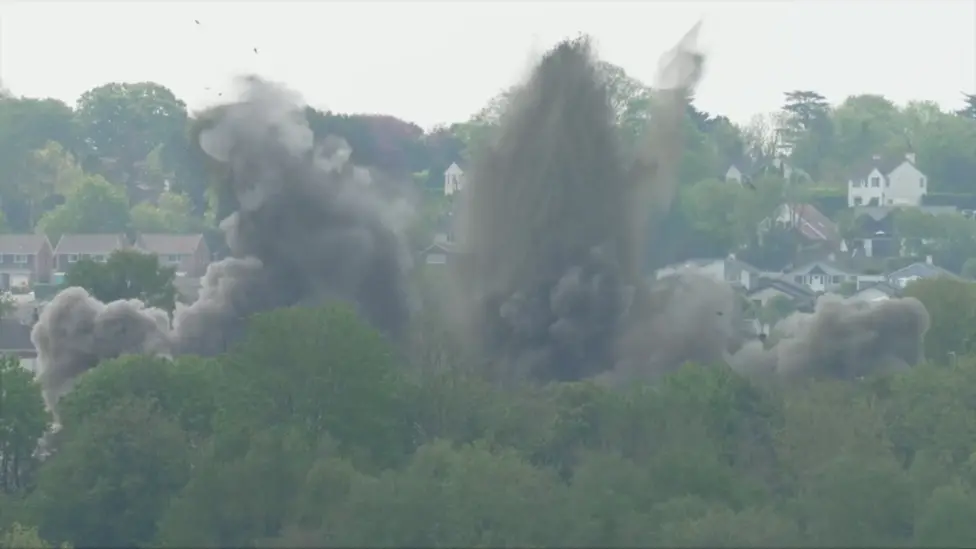 Plymouth Residents Evacuated as 250kg WWII Bomb Successfully Detonated in English Channel