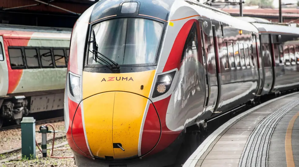 Man Dies on Welwyn North Railway Line After Escaping Police Custody Van on A1(M)