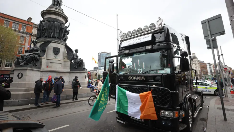 Irish Government Finalises Fuel Support Package Amidst Widespread Protests