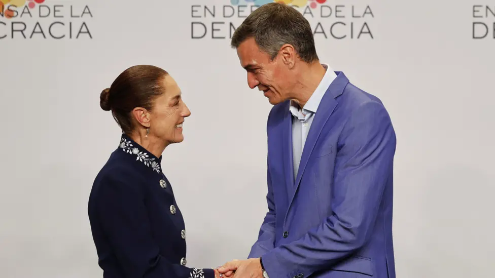 Sheinbaum Dismisses 'Diplomatic Crisis' Amidst Spain-Mexico Tensions Over Colonial Past